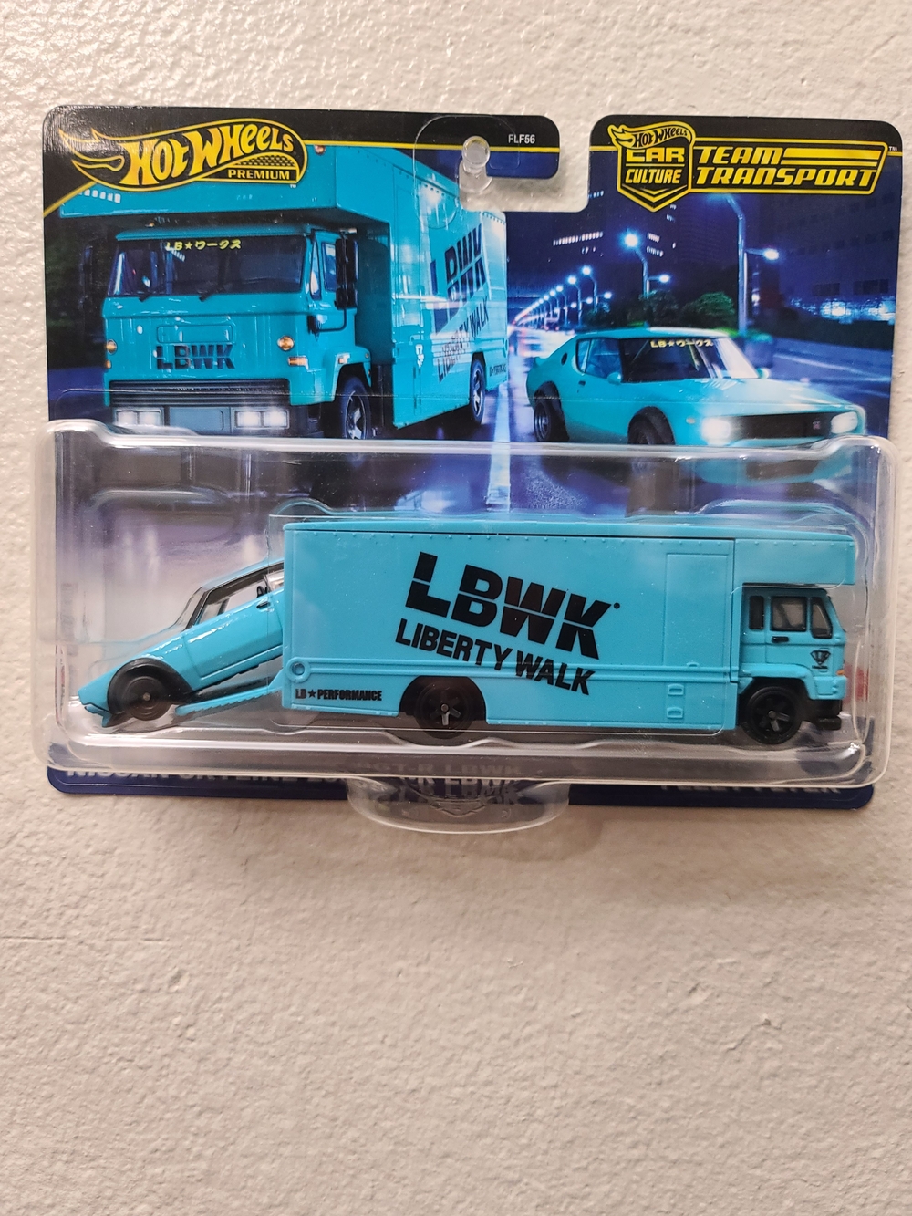 Hot Wheels Team Transport LBWK Liberty Walk 1972 Nissan Fairlady Z 1:64